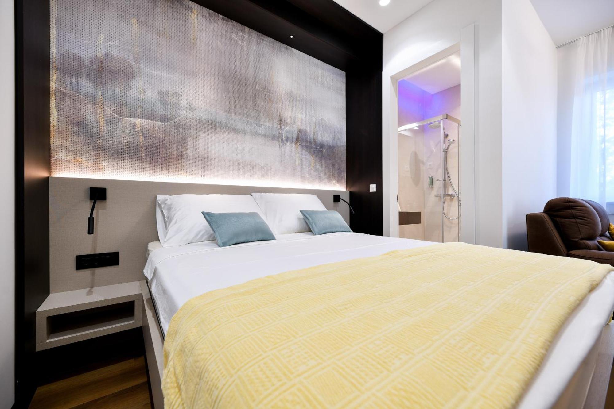 Crowonder Apartments & Rooms Oaza With Heated Swimming Pool And Sauna Turanj Extérieur photo