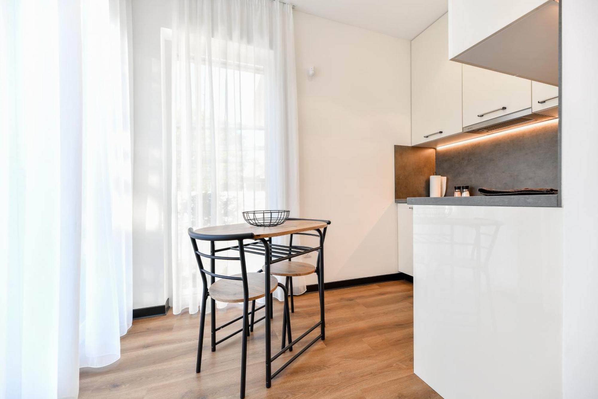 Crowonder Apartments & Rooms Oaza With Heated Swimming Pool And Sauna Turanj Extérieur photo